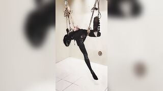 E học sinh bị trói rút sex toy ra sữa chảy tung toé