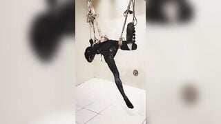 E học sinh bị trói rút sex toy ra sữa chảy tung toé