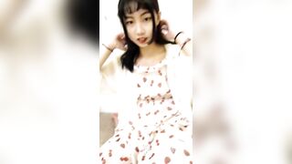 Bắt e gái bú cu đụ xong bắn luôn vào miệng bắt e gái nuốt tinh
