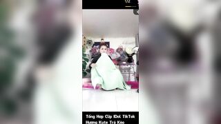 Tổng hợp video idol tiktok Hương Kute trả kèo pk