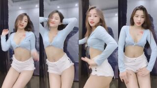 Bigo Phương Bom nhảy sexy dance P1