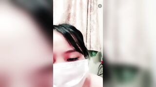 Móc áo, vợt cầu lông, sextoy làm em streamer này sướng ra khí liên tục động tối cổ