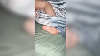 Quay lén mẹ đi ngủ dáng siêu đẹp