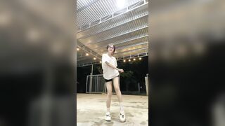 Tiktok hann cặp vú căng tròn
