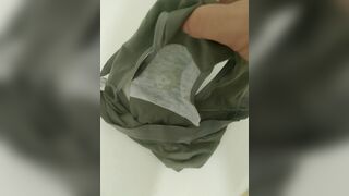 Tôi đã lén trộm quần lót của e học sinh lớp 10 ở phòng trọ bên cạnh 2
