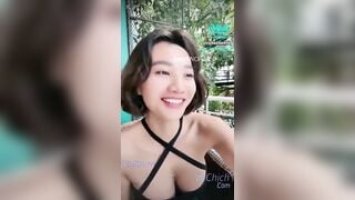 Rosababyvip khoe vú lồn trong quán cafe nứng quá vào wc thủ dâm cực ngon ~ swag live