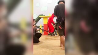 Đằng sau squid game, Chs xong là gái bị lính địt xuất trong đầy lồn