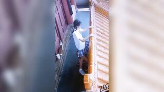 Học sinh sau giờ giải lao