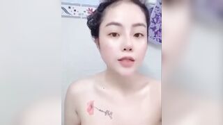 Clip em gái Hải Phòng bán dâm để trả nợ