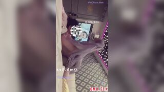 Lâm Tâm Như idol Cosplay lộ clip bú cu ông sếp béo ú khi say rượu