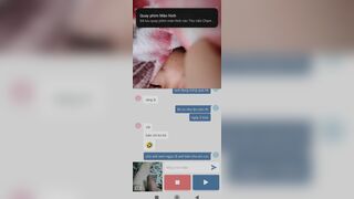 Dụ mãi ẻm mới chịu cho xem