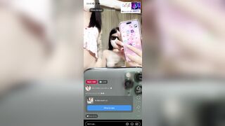 Những em gái live show cực sướng