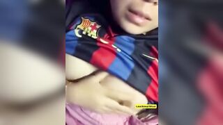 Em Học Sinh Mới Nhú Nứng Lồn Chảy Nước Ướt Hết Trơn 1