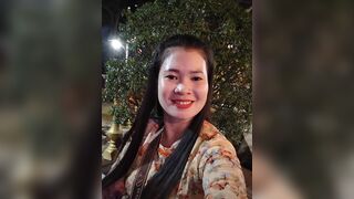 Xuất tinh vào lon con di  nhieu nuoc