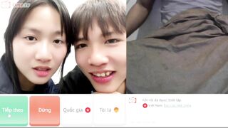 Ometv khẩu dâm sục bằng âm đạo giả với em gái xinh đẹp