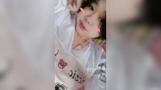 Em gái dâm Muốn xem cu