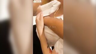 Lén bóp vú rồi hiếp dâm con bạn thân lồn non ko thể tiếc