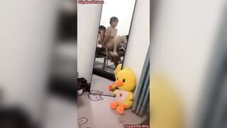 Gái quê m khoả thân a chụp kiểu che mặt thôi ai ngờ đè bé ra hiếp