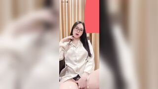 Mua Quần Lót Ren Tặng Người Yêu Kêu Em Mặc Thử Cho Xem