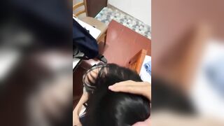 Đi học nhóm bị thằng bạn cặc to địt vào mồm liên tục