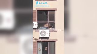 Vợ quay lén phát hiện chồng địt nhau với cgai bắt gian tại trận