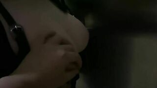 Tụi Bây Làm Cái Chi Trong Thang Máy Zị, Khoe Zú Thì Zề Nhàaaaaaa !!!