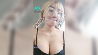 #SwagLive RosaBabyVip thủ dâm trên taxi