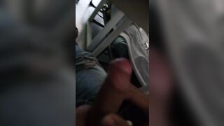 Đang đi làm mà nứng cu quá