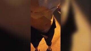 Em gái xinh thích public vú to lồn múp tung tăng ngoài đường