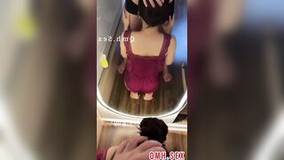 Chồng đi xuất khẩu lao động xa nhà và cái kết . Vợ ở nhà bị cu em hàng xóm nghịch lồn