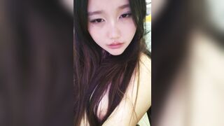 Em Trung quốc móc lồn nước dâm bắn tung toé