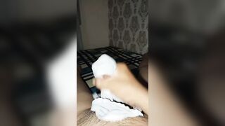 Sụt bán tinh trùng vào quân lót e ngoc