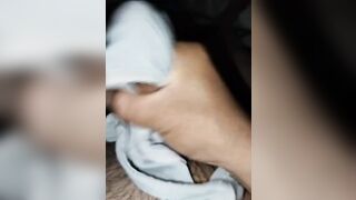 Sụt bán tinh trùng vào quân lót e ngoc