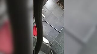Quay lén WC công cộng 22