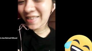 Cận Cảnh Cái Lồn Học Sinh Non Tơ Mới Nhú Chảy Nước Call Sex Với Người Yêu