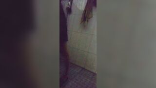 Đổi góc quay cho ae xem đỡ chán