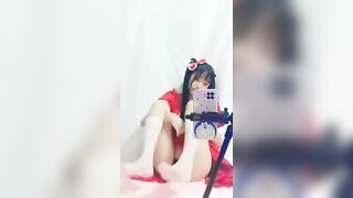Em gái cosplay thủ dâm cực xinh