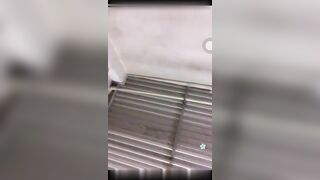 Vợ Chồng Live Nghịch Nhau Bị Đứa Con Phát Hiện