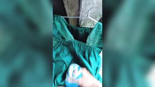 sục bắn lên đồ em chung trọ