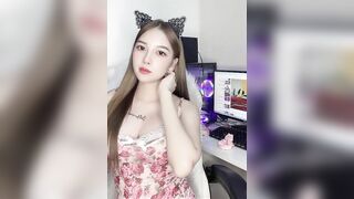 Book được e học sinh vú to lồn múp trốn học để đi khách