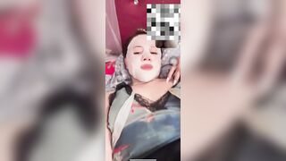 Call  video với em ny