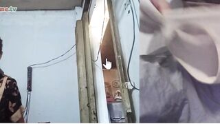 Ometv khoe quần lót nữ băng vệ sinh và sục cho mấy em teen xem