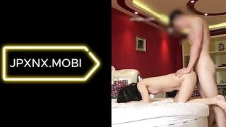 Dẫn vợ bạn thân đi chơi khách sạn lồng chim bị phát hiện và cái kết