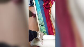 Ngoài trời thì rét, Vẫn bắt con e ny cởi đồ địt nhau sướng vl ra