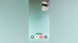 Call cùng bé học sinh non
