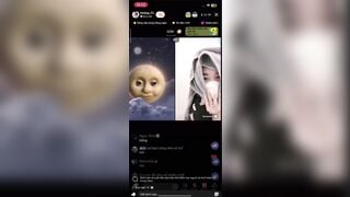 Idol trả kèo show núm vú hồng trên live cho ae thẩm