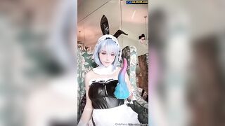 Em gái cosplay Rem thủ dâm cực phê xem là ghiền