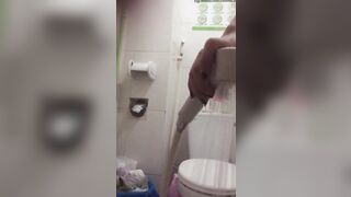 Quay lén chị hàng xóm tắm 2 2