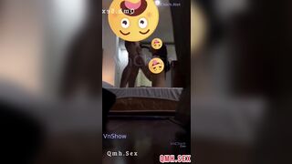 Anh địt mạnh lên xem nào ! Địt em đéo có cảm giác gì .... Phạch phạch .... Ớ ớ..... đ 2