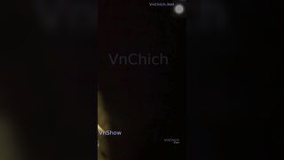 Quay lén em sinh viên hàng xóm vú đẹp